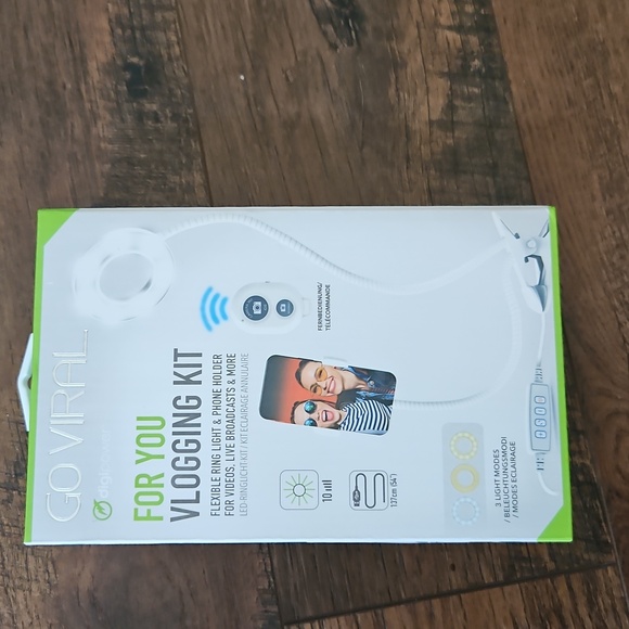 Go Viral Like Me Vlogging Kit. Brand new. BECOME TIK TOK FAMOUS - Picture 1 of 3